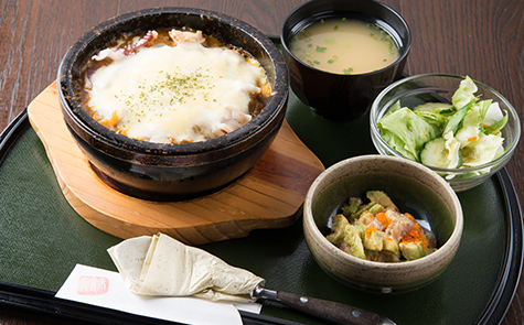 石焼カレーランチ